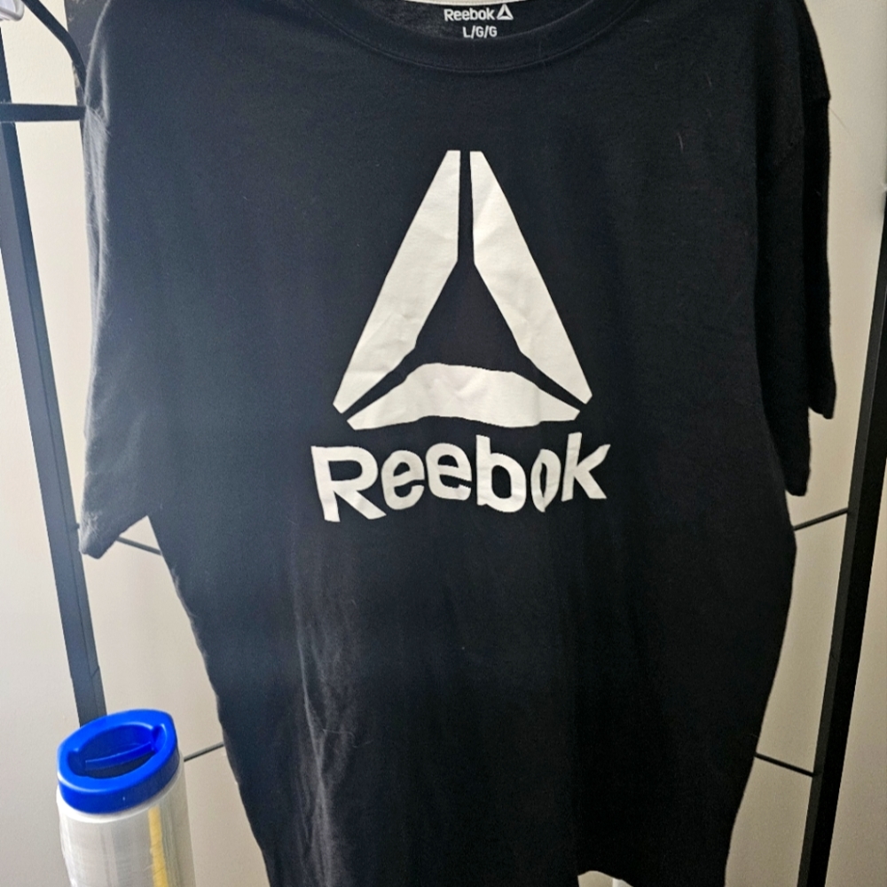 Mens shirt reebok